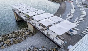 Dual T Starwhite 2-Way Side Arm Parasols