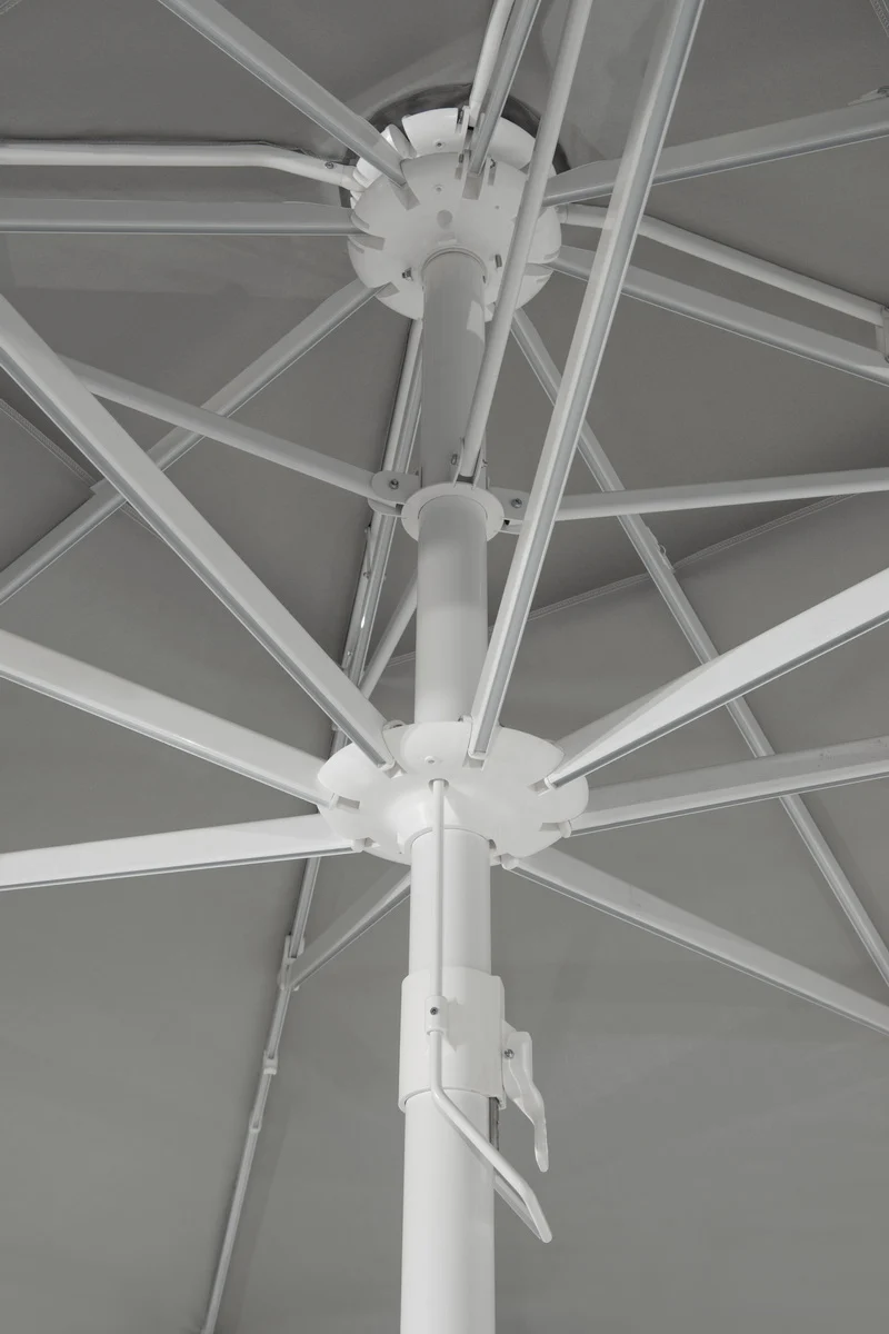 STRONG commercial parasol